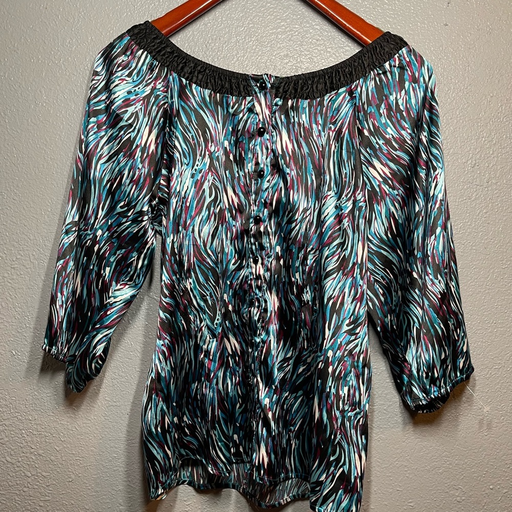 Capacity unlimited blouse size Medium colorful normal wear